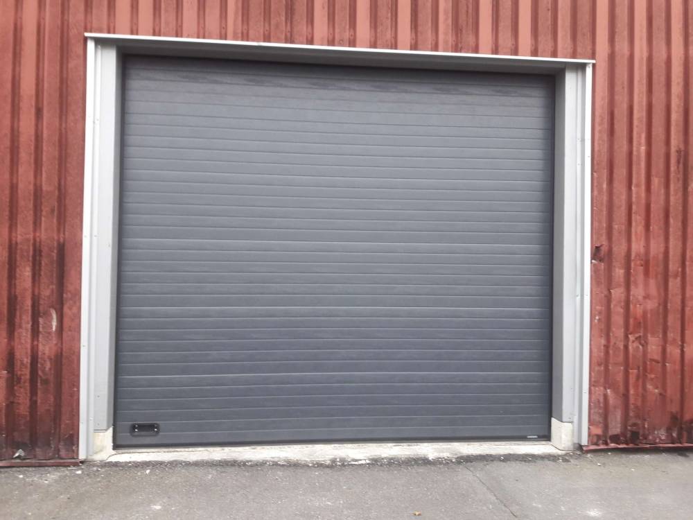portail gris garage